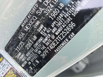 2026 Kia K4 LXS Sedan - miniatura 5