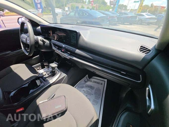 2026 Kia K4 LXS Sedan - miniatura 19