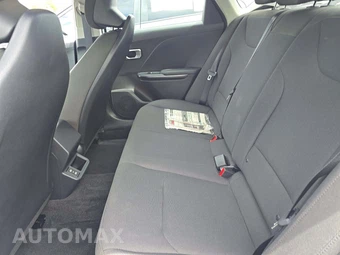 2026 Kia K4 LXS Sedan - miniatura 13