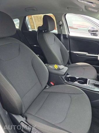 2026 Kia K4 LXS Sedan - miniatura 18