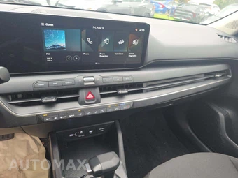 2026 Kia K4 LXS Sedan - miniatura 10