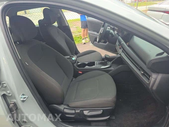 2026 Kia K4 LXS Sedan - miniatura 18