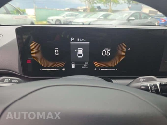 2026 Kia K4 LXS Sedan - miniatura 9