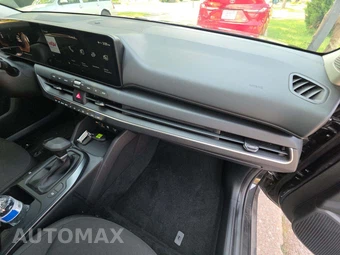 2026 Kia K4 LXS Sedan - miniatura 19