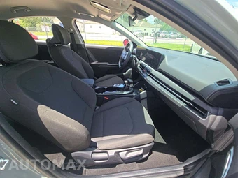 2026 Kia K4 LXS Sedan - miniatura 18