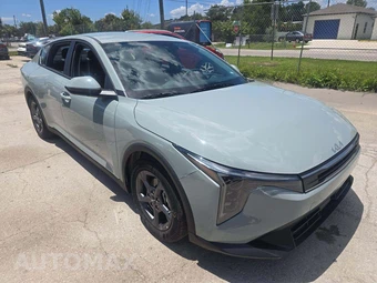 2026 Kia K4 LXS Sedan - miniatura 4