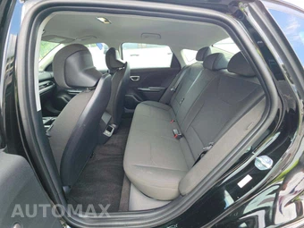 2026 Kia K4 LXS Sedan - miniatura 13