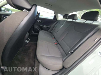 2026 Kia K4 LXS Sedan - miniatura 13
