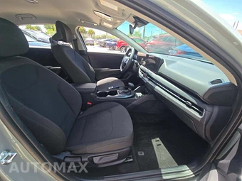 2026 Kia K4 LXS Sedan - miniatura 18