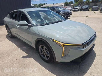 2026 Kia K4 LXS Sedan - miniatura 4