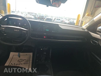 2026 Kia K4 LXS Sedan - miniatura 11