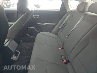 2026 Kia K4 LXS Sedan - miniatura 13