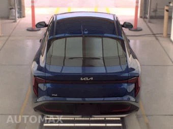 2026 Kia K4 LXS Sedan - miniatura 5