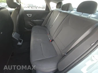 2026 Kia K4 LXS Sedan - miniatura 13