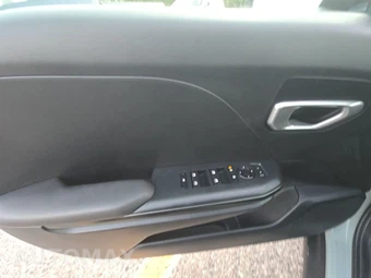 2026 Kia K4 LXS Sedan - miniatura 9