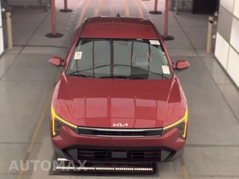 2026 Kia K4 LXS Sedan - miniatura 2