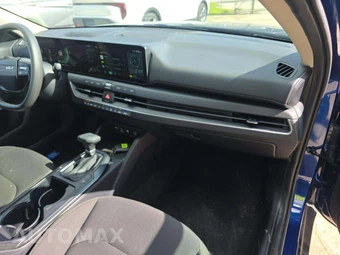 2026 Kia K4 LXS Sedan - miniatura 19