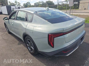 2026 Kia K4 LXS Sedan - miniatura 2