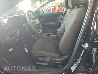 2026 Kia K4 LXS Sedan - miniatura 7