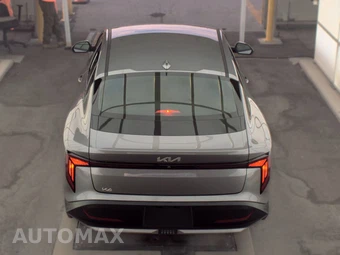 2026 Kia K4 LXS Sedan - miniatura 5