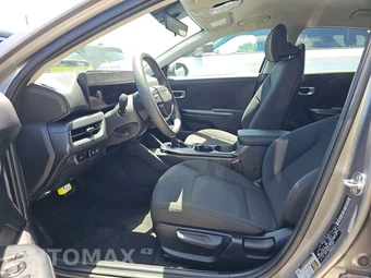 2026 Kia K4 LXS Sedan - miniatura 7