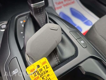 2026 Kia K4 LXS Sedan - miniatura 8