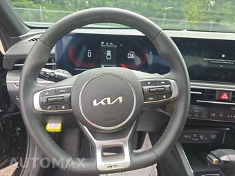 2026 Kia K5 GT-Line - miniatura 10