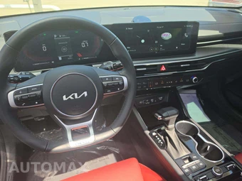 2026 Kia K5 GT-Line - miniatura 10