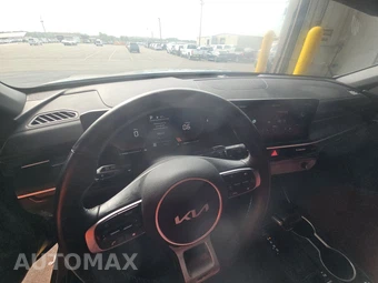 2026 Kia K5 GT-Line - miniatura 11