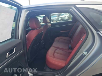 2026 Kia K5 GT-Line - miniatura 10