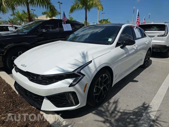 2026 Kia K5 GT-Line