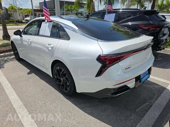 2026 Kia K5 GT-Line - miniatura 2