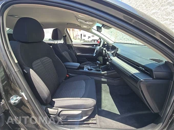2026 Kia K5 LXS - miniatura 8