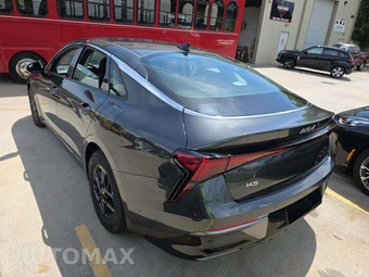 2026 Kia K5 LXS - miniatura 2