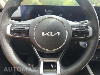 2026 Kia K5 LXS - miniatura 26