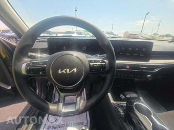2026 Kia K5 LXS - miniatura 10