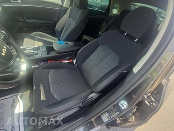 2026 Kia K5 LXS - miniatura 6