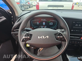 2026 Kia Niro LX – miniatura 10
