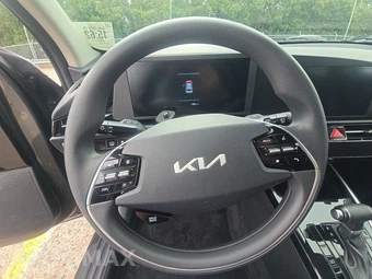 2026 Kia Niro LX - miniatura 10