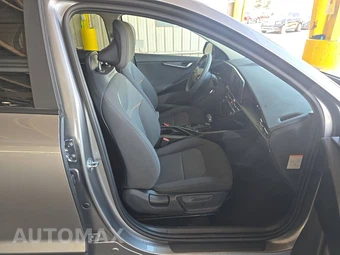 2026 Kia Niro LX - miniatura 8