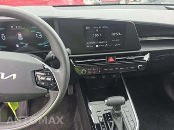 2026 Kia Niro LX – miniatura 10