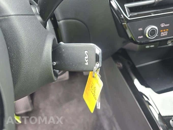 2026 Kia Niro LX – miniatura 8