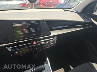 2026 Kia Niro LX - miniatura 11