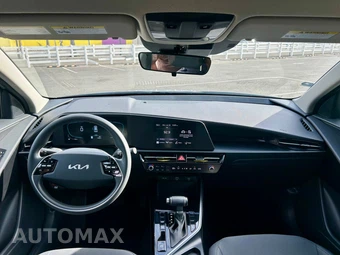 2026 Kia Niro LX - miniatura 11