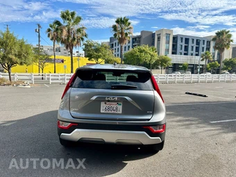 2026 Kia Niro LX - miniatura 6