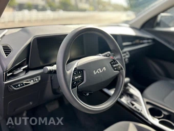 2026 Kia Niro LX - miniatura 7
