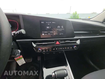 2026 Kia Niro LX – miniatura 10
