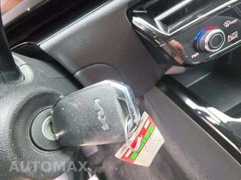 2026 Kia Niro LX – miniatura 8
