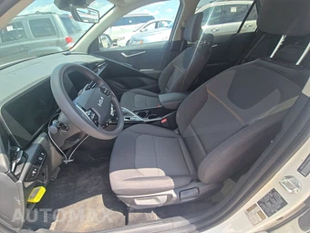 2026 Kia Niro LX - miniatura 7