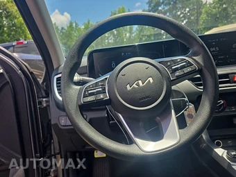 2026 Kia Seltos LX – miniatura 10